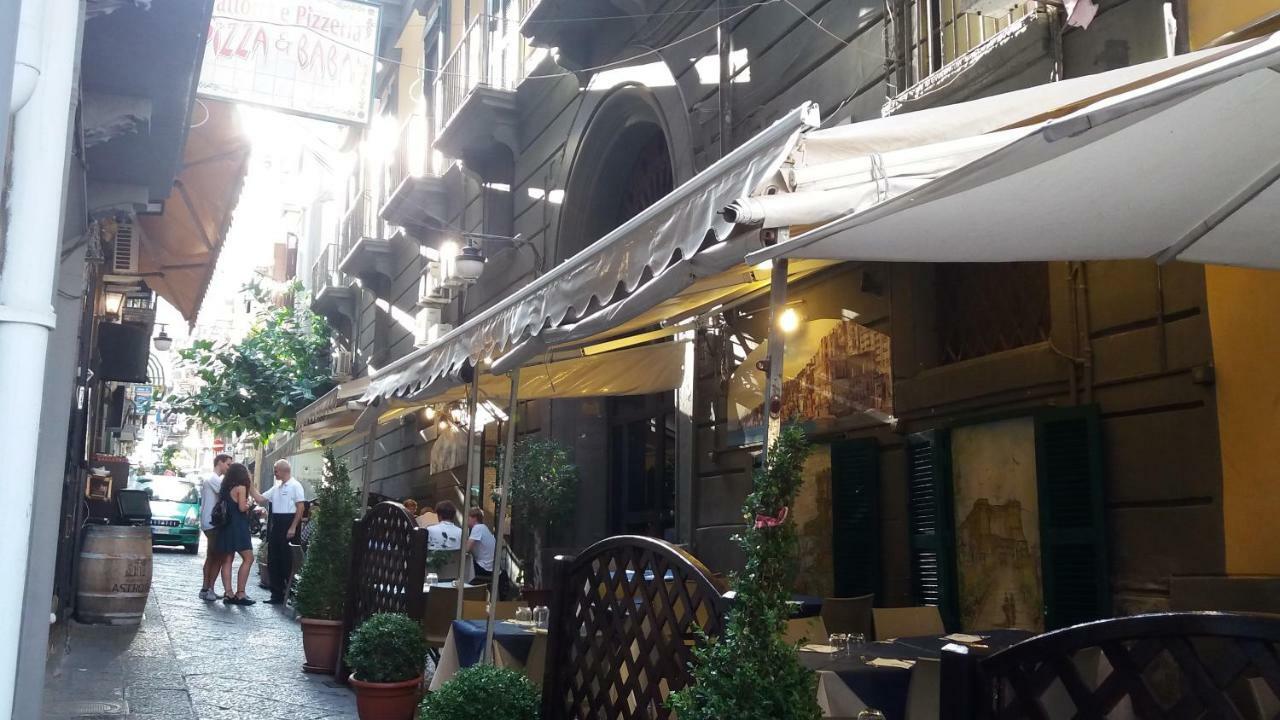 B&B Montecalvario 41 Νάπολη Εξωτερικό φωτογραφία