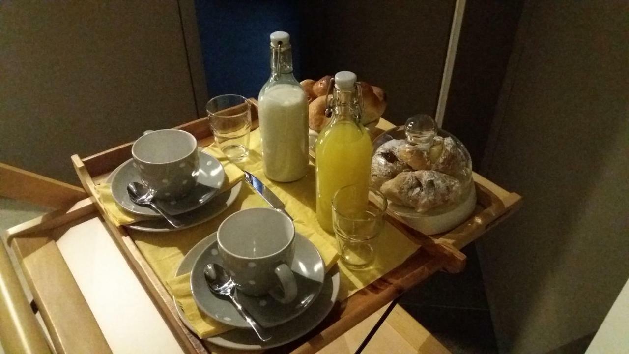 B&B Montecalvario 41 Νάπολη Εξωτερικό φωτογραφία